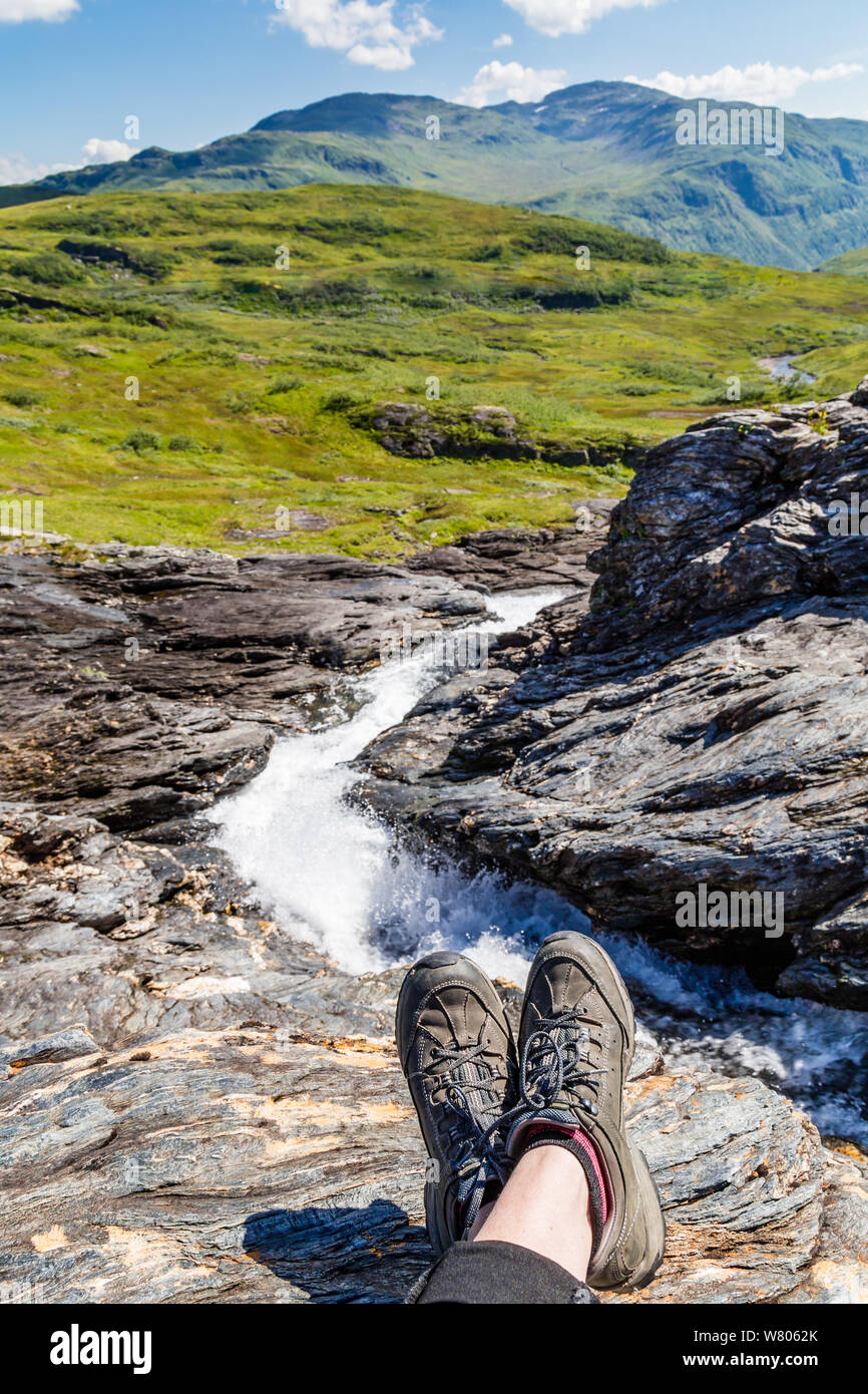 Fiume Gaula lungo la nazionale norvegese itinerario panoramico Gaularfjellet a nord di Myrkdalen in Norvegia Scandinavia (n13). Foto Stock