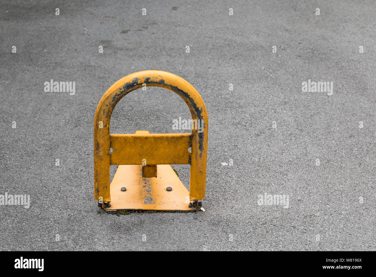 Piegatura barriera di parcheggio, parcheggio auto saver Foto Stock