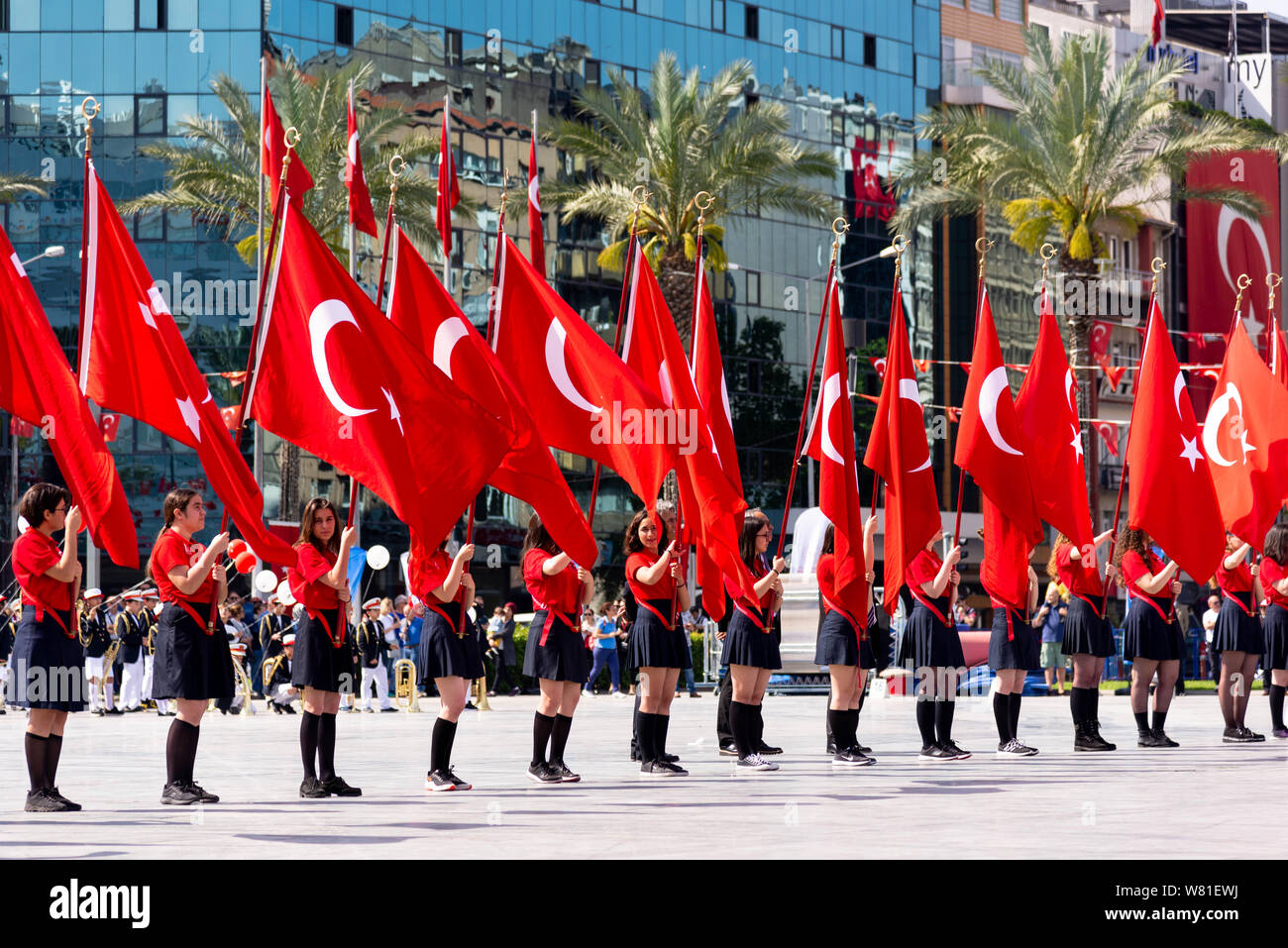 Izmir, Turchia - 19 maggio , 2019: Celebrazioni del 19 maggio 2019 Memoriam di Mustafa Kemal Ataturk, Gioventù e Sport Festival Izmir Konak Turchia. Repub Foto Stock