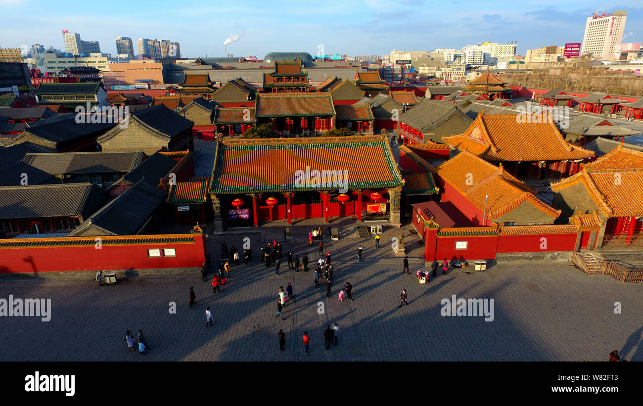 Vista aerea del Palazzo Mukden, noto anche come il Palazzo Imperiale di Shenyang, in Shenyang City, a nord-est della Cina di provincia di Liaoning, 5 febbraio 2017. Foto Stock