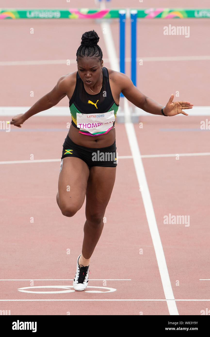 Agosto 07, 2019: Megan Simmonds della Giamaica attraversa la linea del traguardo in semifinale del 100m ostacoli durante i Giochi Panamericani atletica a Estadio Atletico de la Villa Deportivo Nacional di Lima, Perù. Daniel Lea/CSM Foto Stock