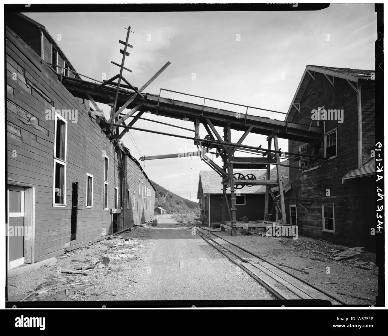 Linee dal mulino di concentrazione per impianto di lisciviazione, guardando verso sud - Rame Kennecott Corporation, sul fiume di rame e Northwestern Railroad, Kennicott, Valdez-Cordova Area di censimento, AK Foto Stock