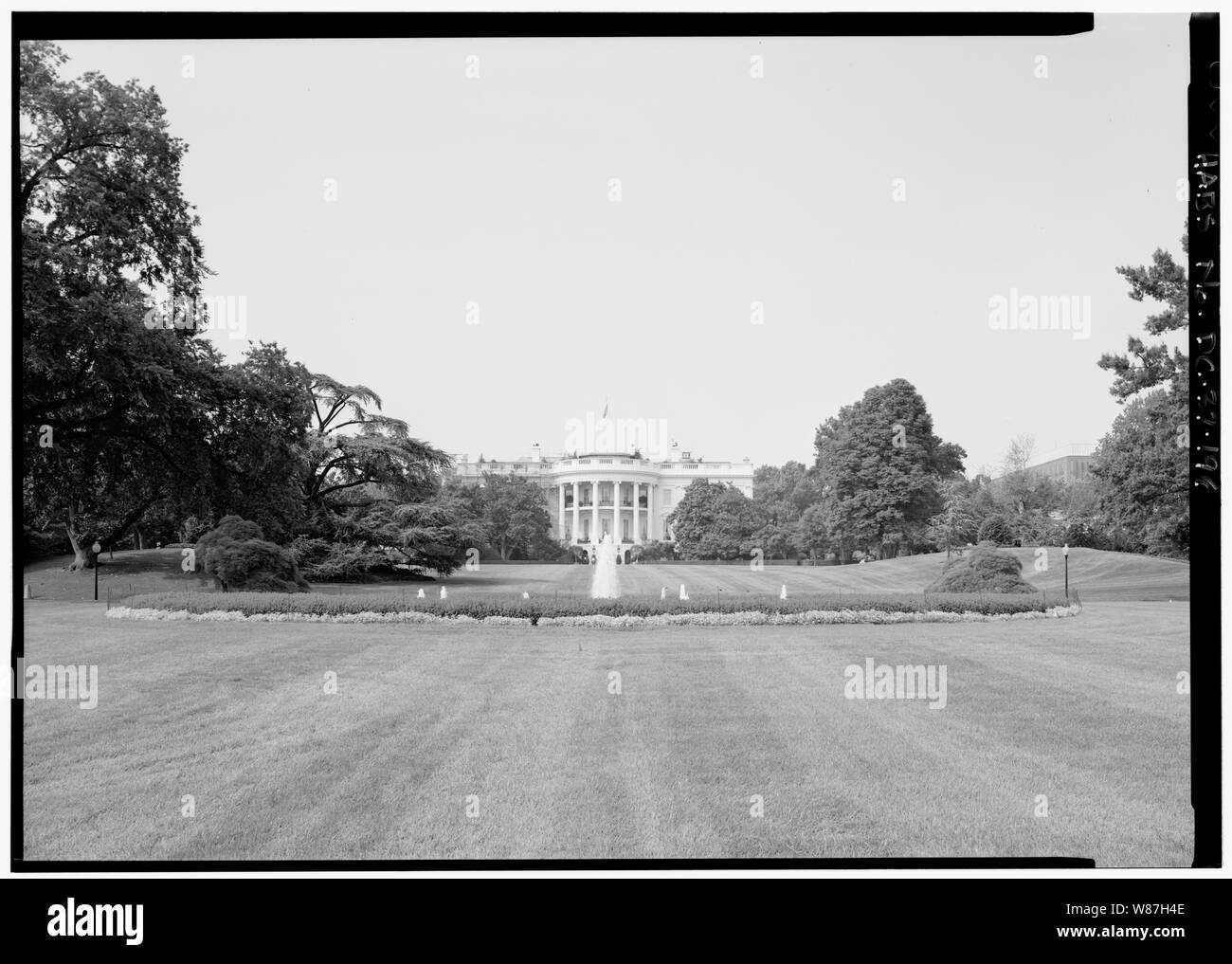 196. Motivi del sud; vista sud motivi, guardando a Nord; 196. Motivi del sud; vista sud motivi, guardando a Nord - la Casa Bianca, 1600 Pennsylvania Avenue, Northwest, Washington, Distretto di Columbia, DC Foto Stock