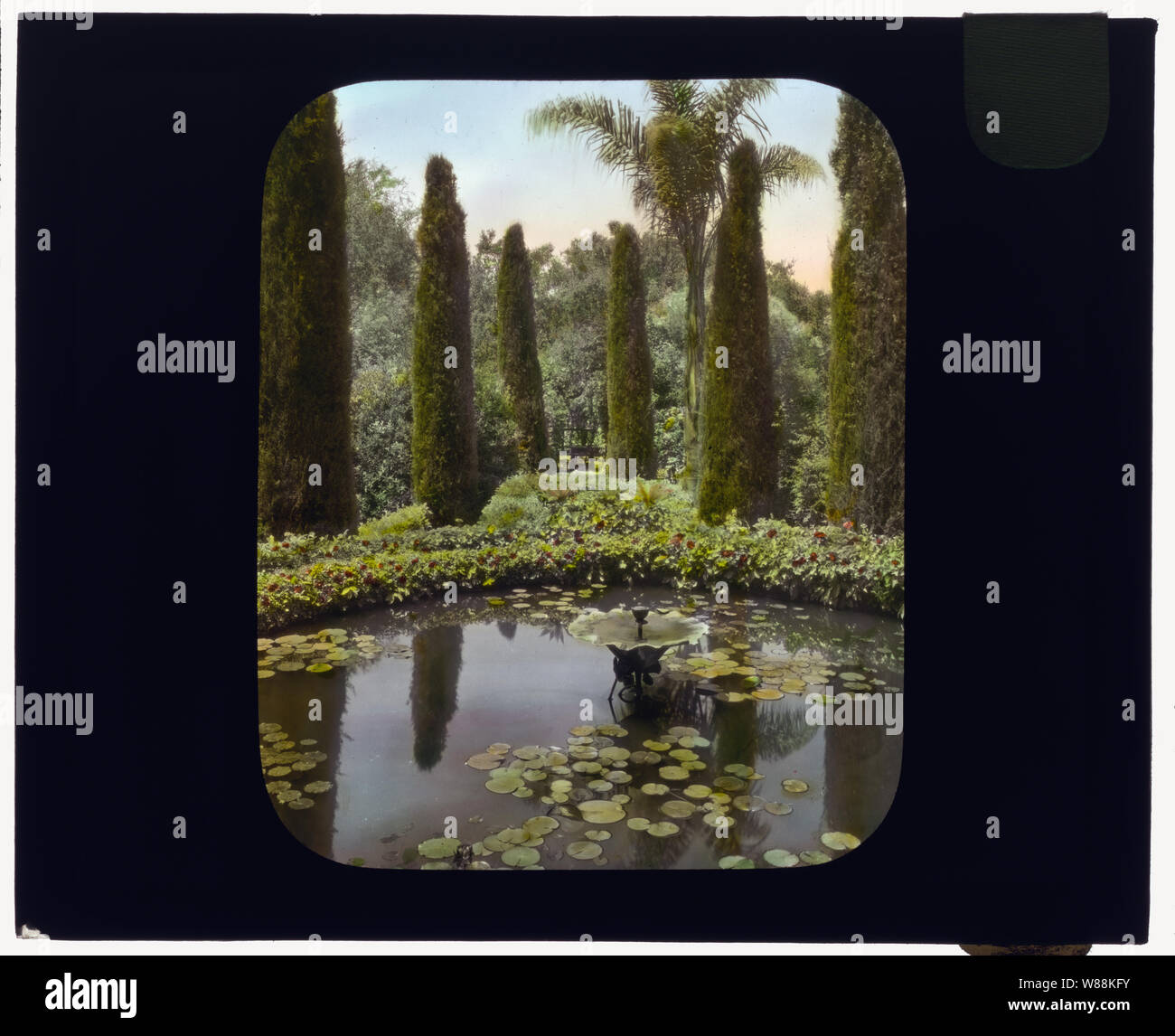 Glendessary, Robert Cameron Rogers house, Glendessary Lane, missione altezze, Santa Barbara, California. Fontana Foto Stock