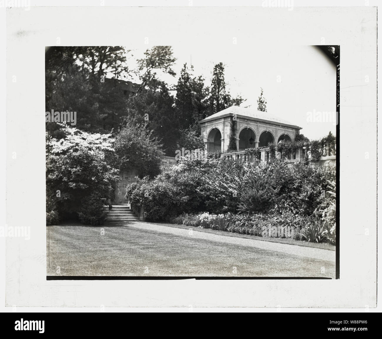 Killenworth, George Dupont Pratt house, Glen Cove, New York. Vista del padiglione Tè Foto Stock