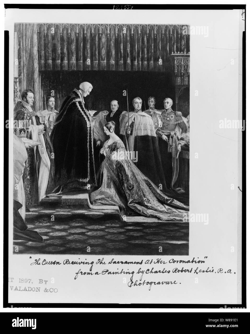 La regina di ricevere il sacramento a sua incoronazione / da un dipinto di Charles Robert Leslie, R.A. Foto Stock