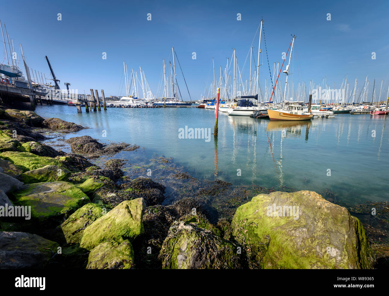 Howth è situato sulla costa orientale dell'Irlanda nei pressi di Dublino. Foto Stock