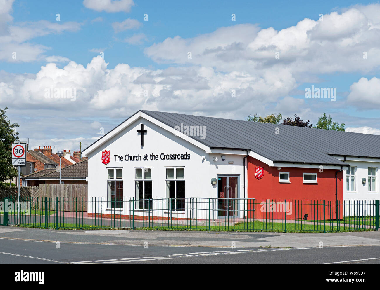 La Chiesa al bivio, Selby, North Yorkshire, Inghilterra, Regno Unito Foto Stock