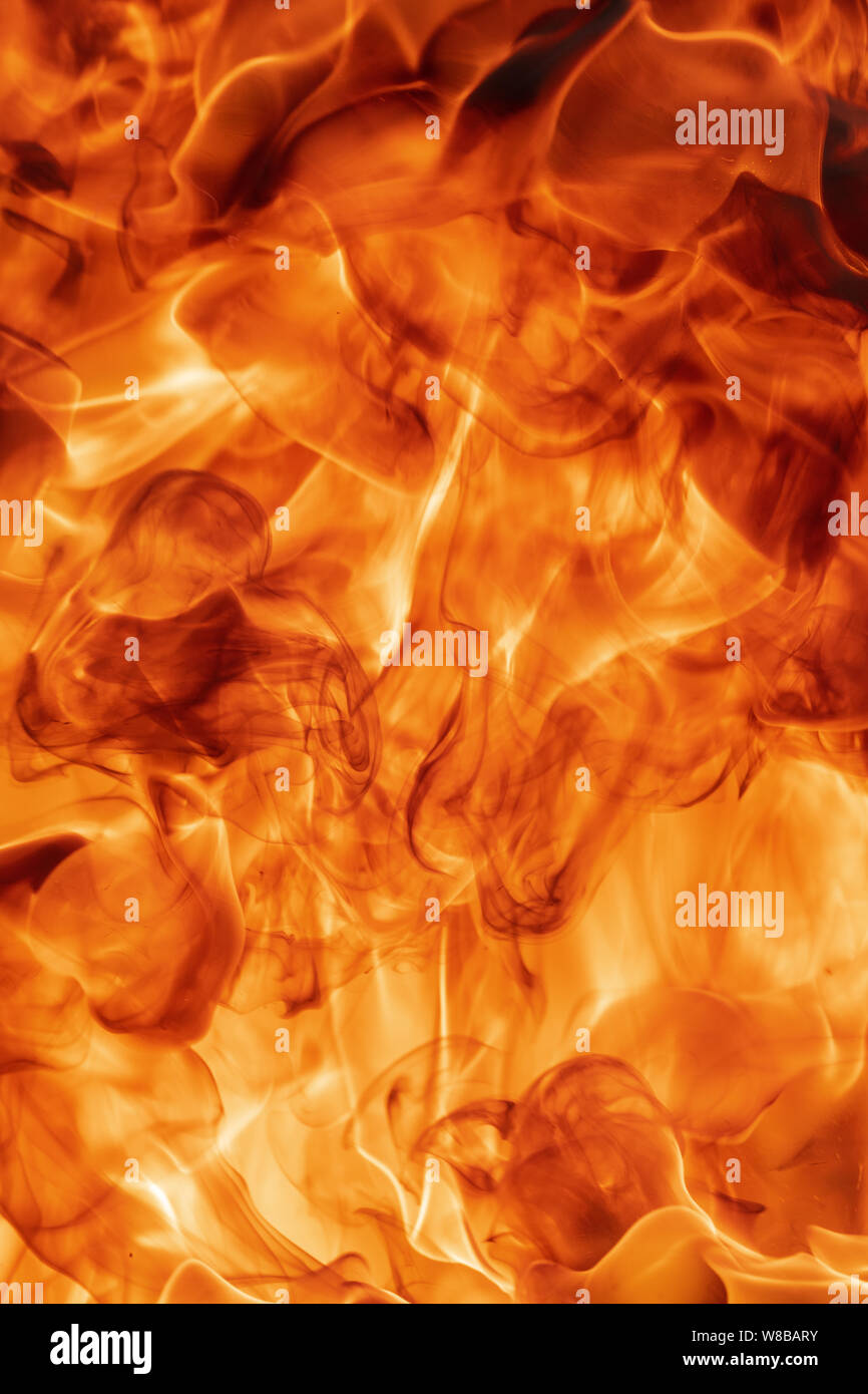 Abstract rosso fuoco sfondo naturale con blaze. Bella firestorm pericolose texture astratta. Foto Stock
