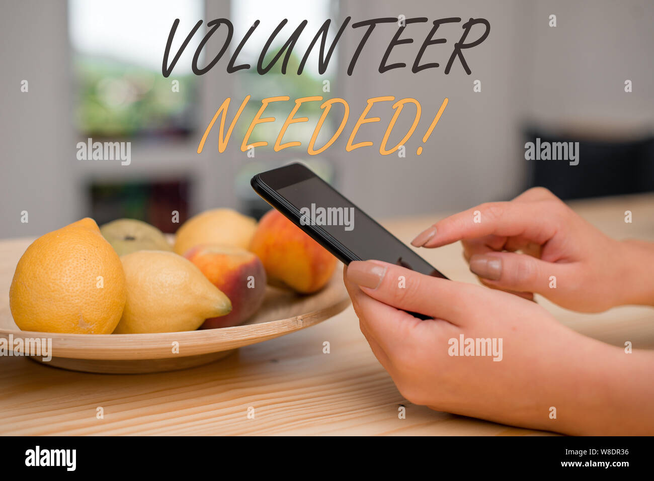 La grafia la scrittura di testo necessari volontari. Foto concettuale chiedendo dimostrando al lavoro di organizzazione senza essere pagati Foto Stock