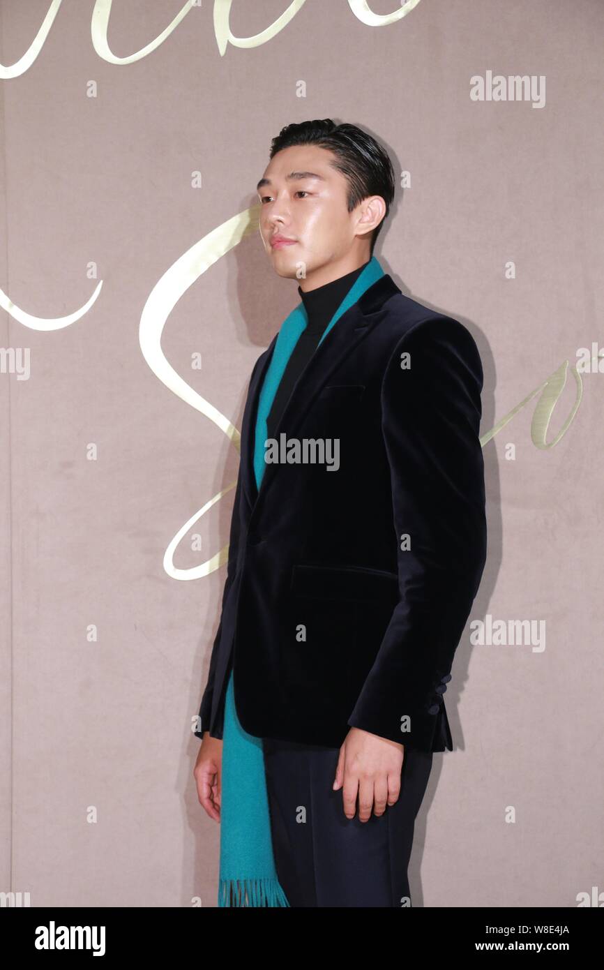 Corea del Sud attore Yoo Ah-in, noto anche come Eom Hong-sik, arriva per un evento di apertura per il Burberry flagship store di Cheongdam-dong, Gangnam-gu, Foto Stock