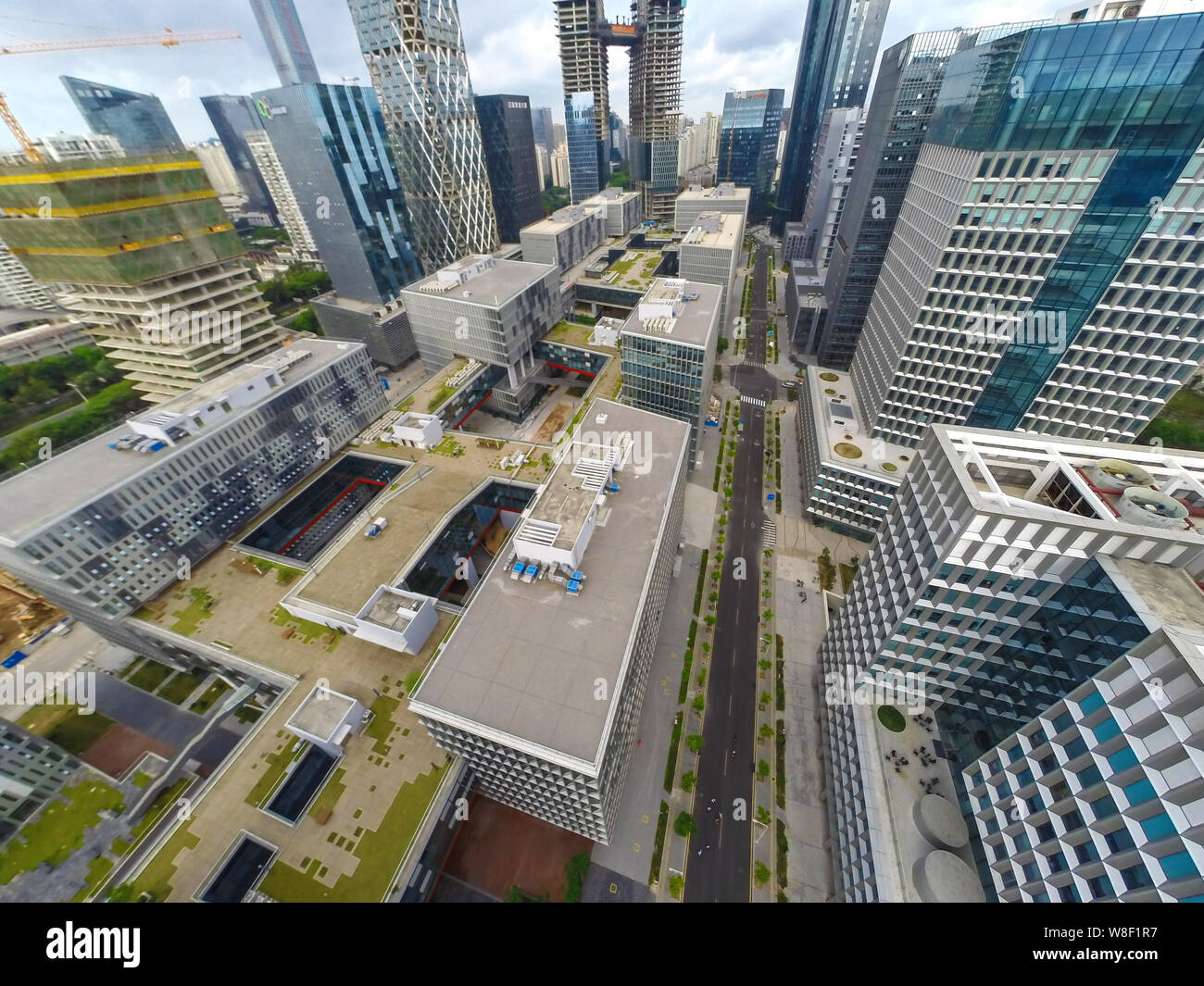 Vista aerea della Shenzhen industria del software di base in Nanshan District, Shenzhen city, a sud della Cina di provincia di Guangdong, 2 maggio 2015. Shenzhen Softwa Foto Stock