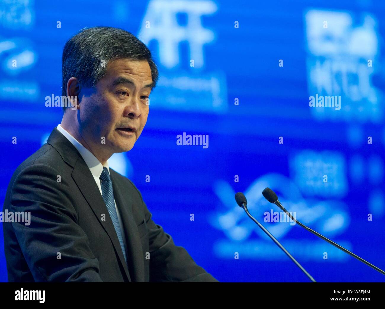 Hong Kong Chief Executive Leung Chun-ying parla all'ottavo Asian Forum finanziario (AFF) a Hong Kong, Cina, 19 gennaio 2015. L'ottava Financ asiatica Foto Stock