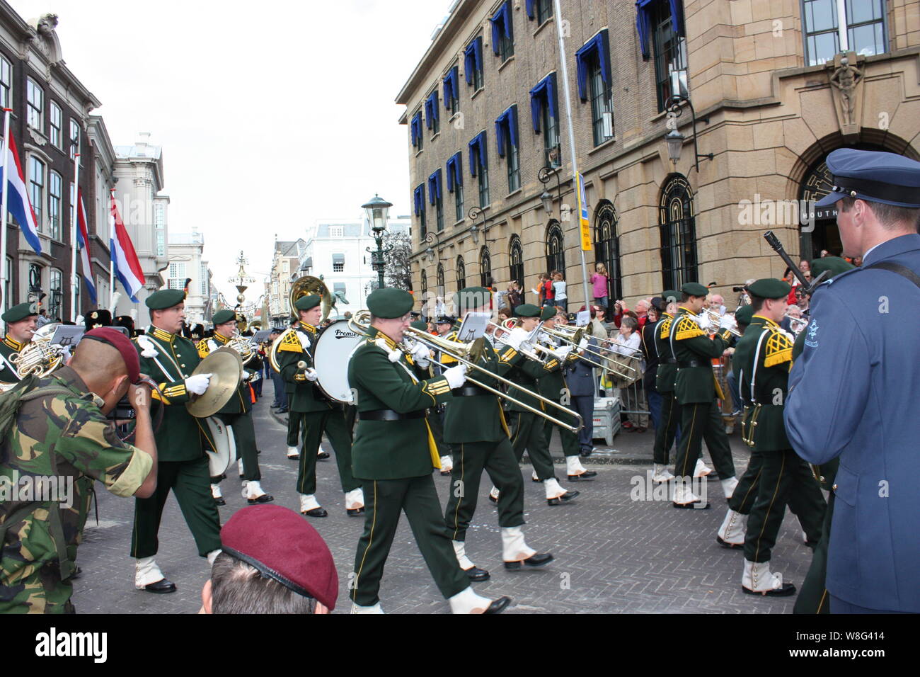 La Centrale Royal banda militare dell'esercito Olandese esegue durante il Prinsjesdag sfilata in Den Haag Nederland, il terzo martedì di settembre Foto Stock