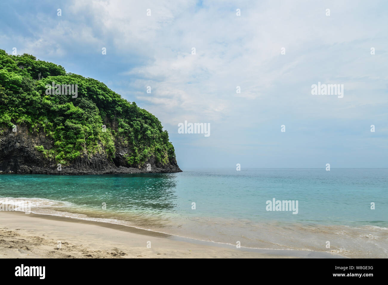 Spiaggia tropicale di Bali vicino Chandidasa, knowen come spiaggia di sabbia bianca Foto Stock