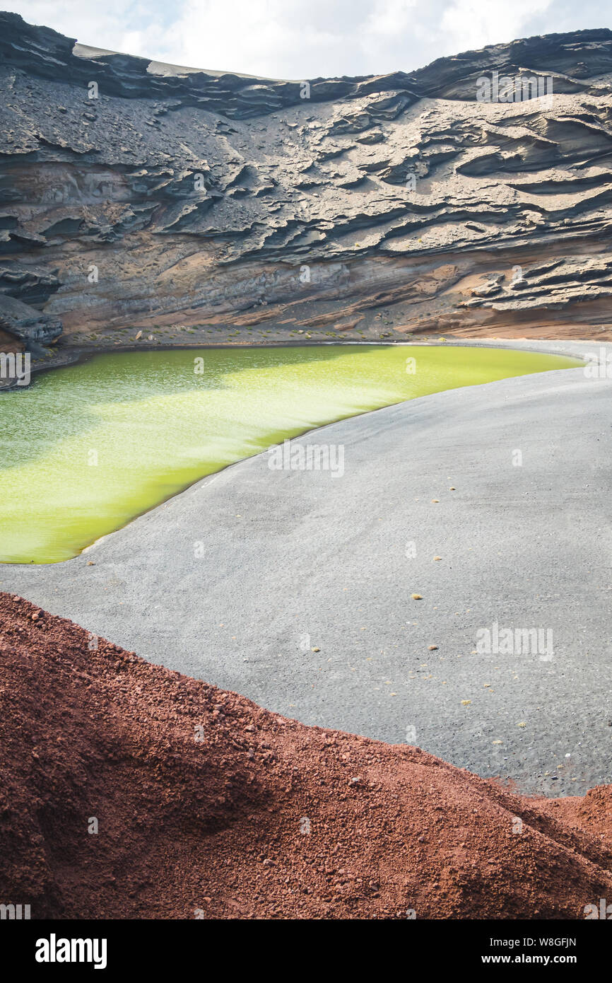 El Golfo laguna verde sull'isola di Lanzarote - Isole Canarie Foto Stock