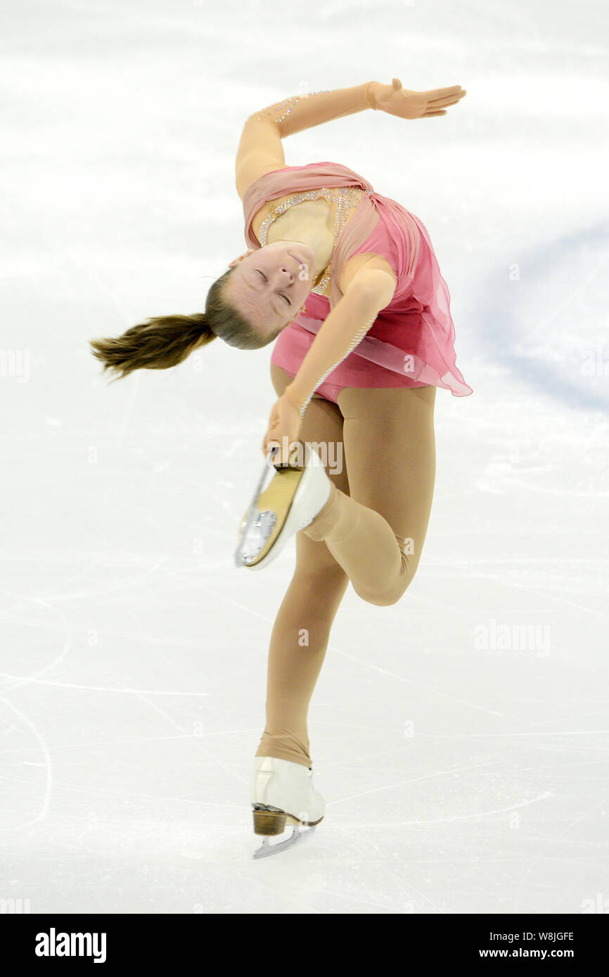 Anastasia Galustyan di Armenia compie durante il Signore breve programma dell'ISU World Figure Skating Championships 2015 a Shanghai in Cina, 26 Marc Foto Stock