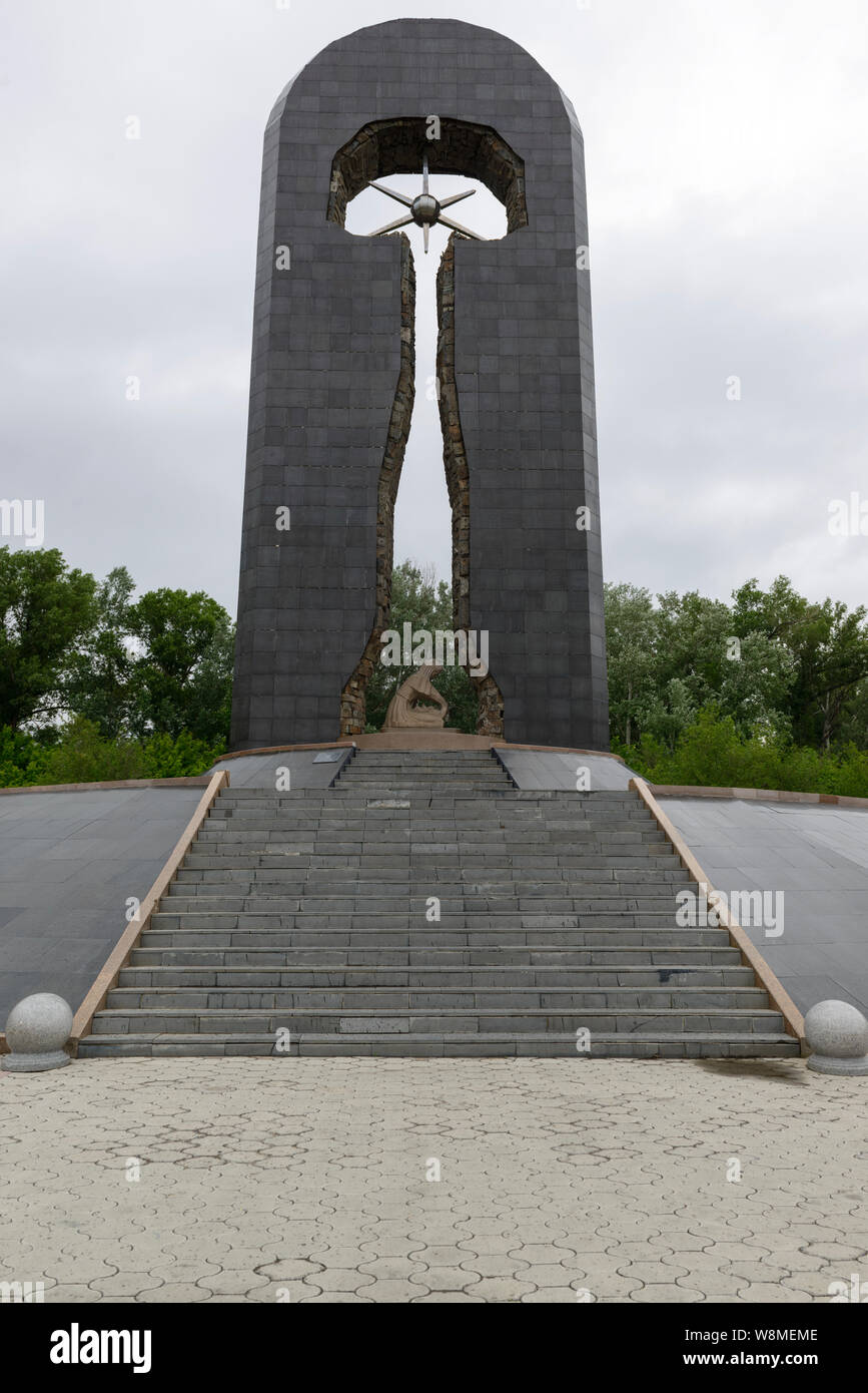Il 'Stronger di morte " Memorial in Semey, Kazachstan Foto Stock