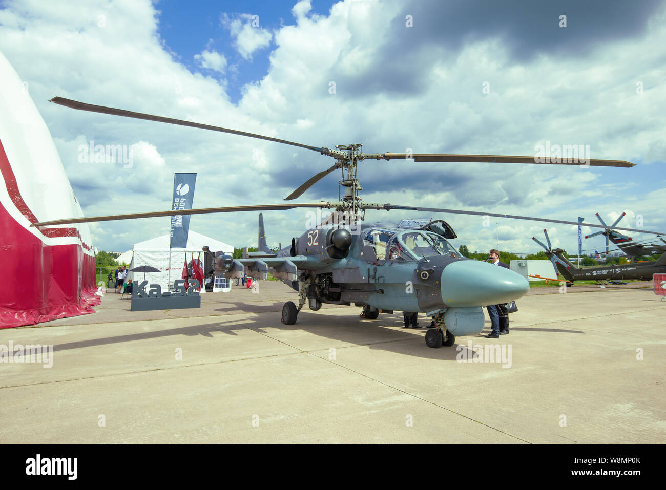 ZHUKOVSKY, RUSSIA - Luglio 20, 2017: Russo ricognizione e attacco elicottero Ka-52 sul MAKS-2017 air show Foto Stock