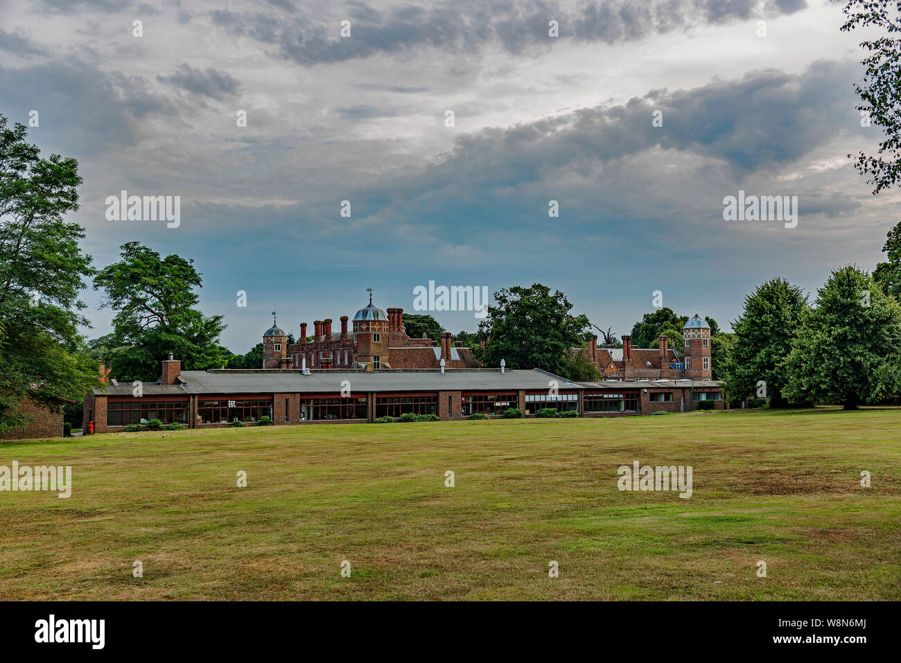 Cobham viste Hall Foto Stock
