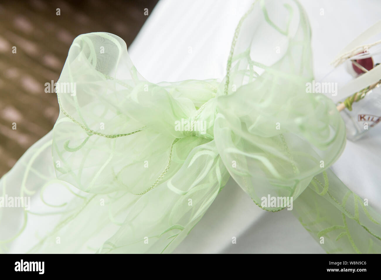 Organza verde sedia Bow Foto Stock