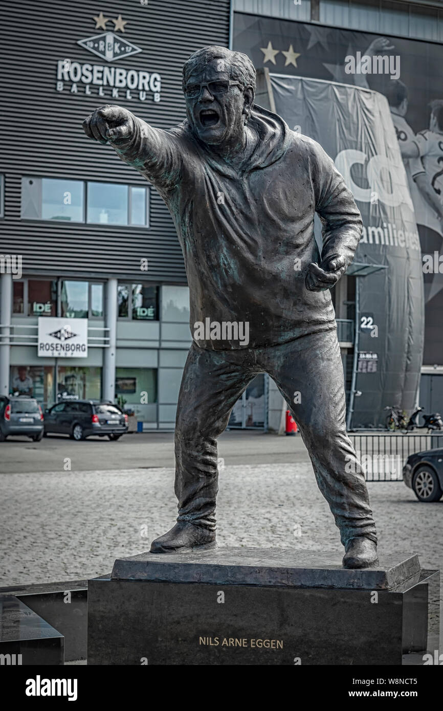 TRONDHEIM, Norvegia - 18 luglio 2019: Il Lerkendal Stadion è un tutti i posti allo stadio di calcio situato a Lerkendal di Trondheim, Norvegia e casa e Foto Stock