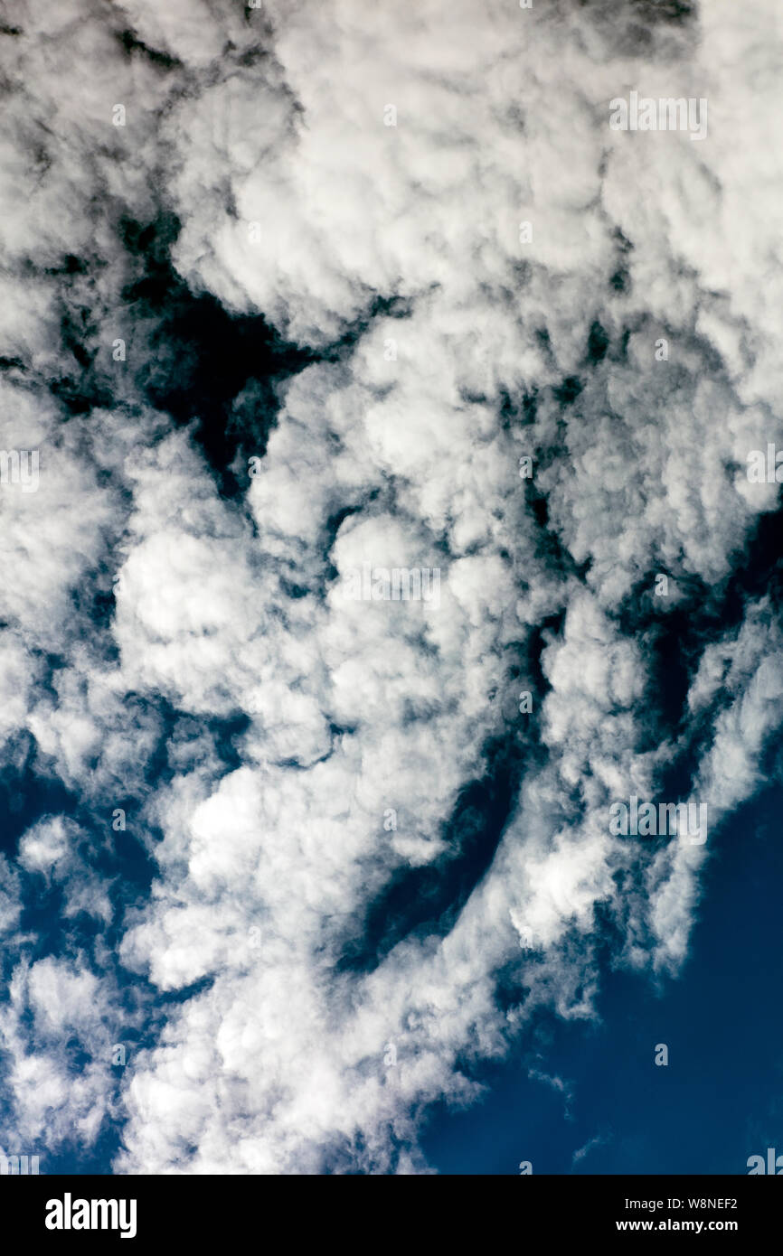 Cielo di nuvole atmosfera drammatica tonalità automatica arte cinquanta megapixel Foto Stock