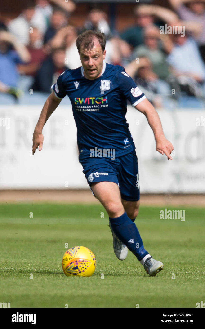 Dens Park, Scozia. 10 Agosto, 2019. Campionato scozzese di calcio, Dundee FC rispetto a Ayr; Paolo McGowan di Dundee - solo uso editoriale Credit: Azione Plus immagini di sport/Alamy Live News Foto Stock