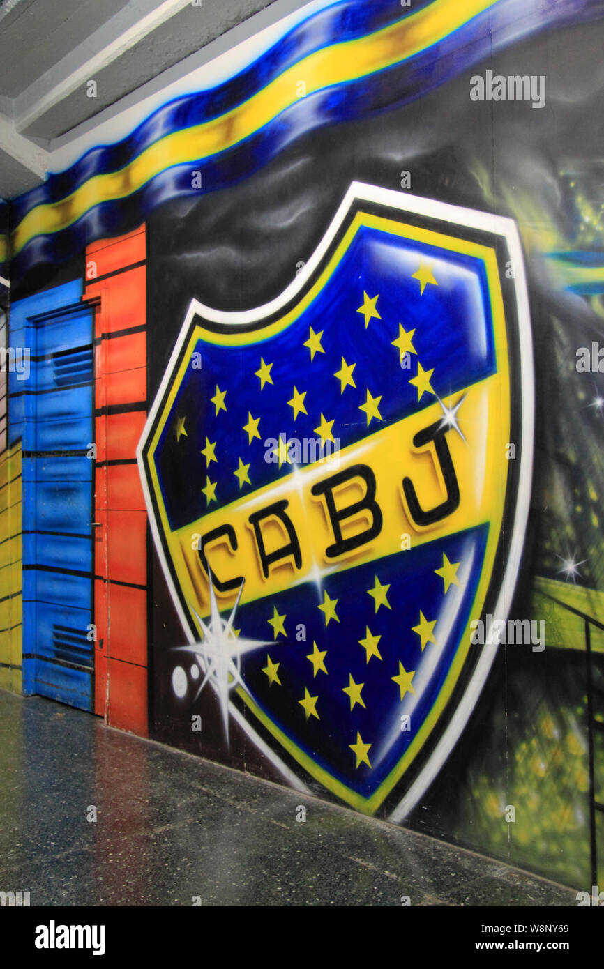 La Bombonera stadio ospita il rinomato in tutto il mondo Boca Juniors Soccer team e rappresenta il cuore di La Boca, principal barrio in Buenos Aires Foto Stock