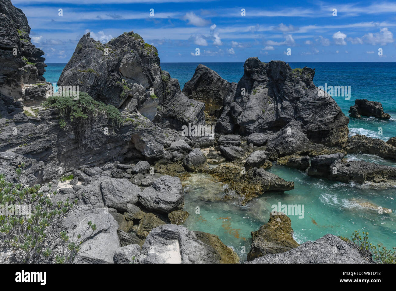 Baia a ferro di cavallo Bermuda Isola - Horseshoe Bay Beach - acquamarina - acque di Southampton, Bermuda - bella spiaggia tropicale con sabbia rosa Foto Stock