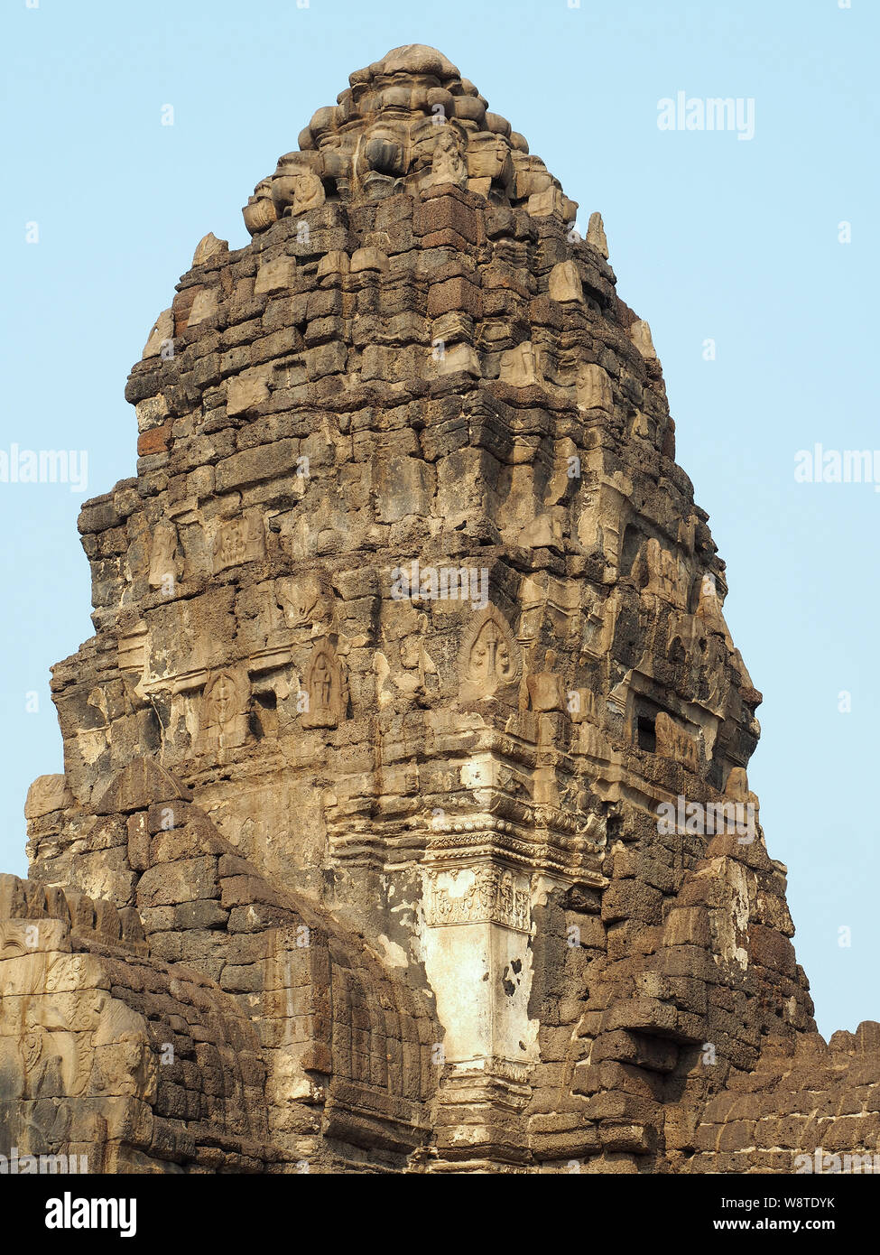 Phra Prang Sam Yot tempio Khmer, Lopburi, Thailandia, Asia Foto Stock