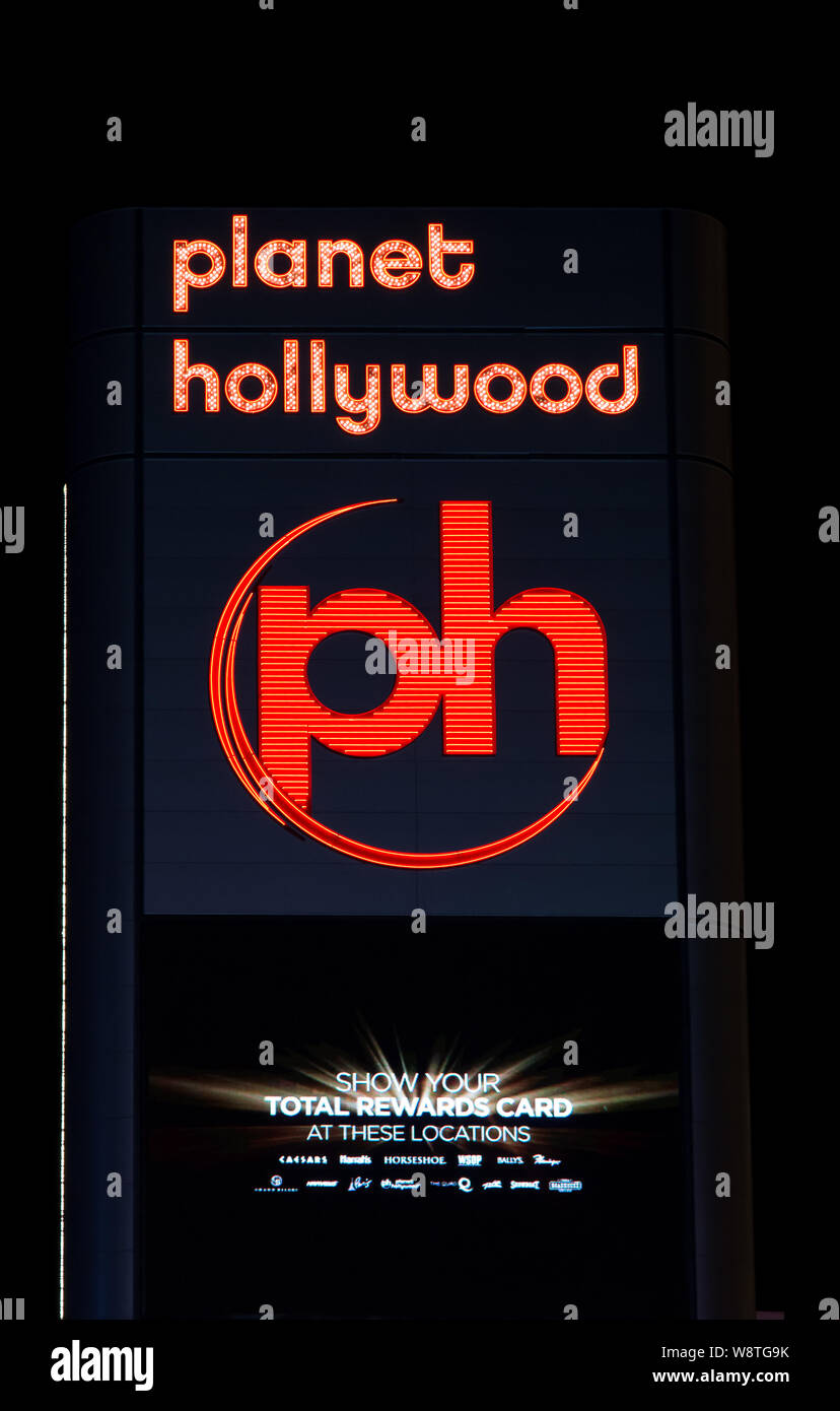 LAS VEGAS NV/STATI UNITI D'America - 14 febbraio 2016: Planet Hollywood segno esterno e il logo al Forum Shops at Caesar. Planet Hollywood International, Inc. è Foto Stock