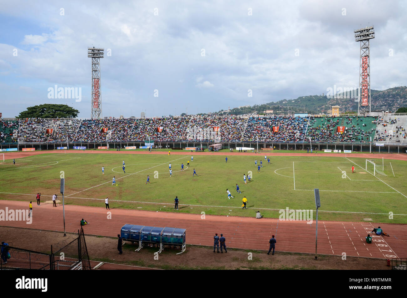 Partita di calcio internazionale a Freetown, in Sierra Leone vs Swaziland nel 2014 Foto Stock