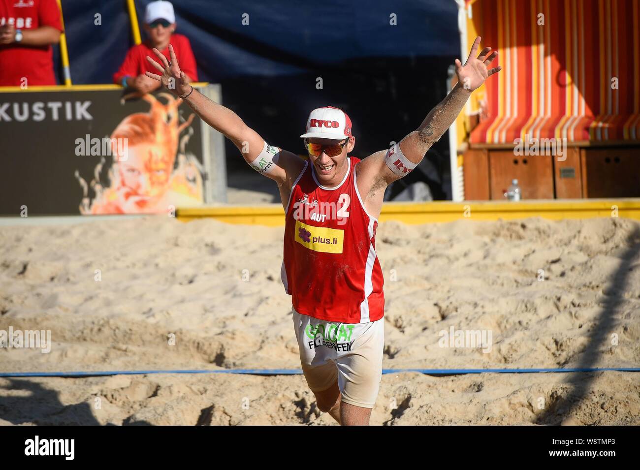 VADUZ, Liechtenstein. 11 Ago, 2019. FIVB BEACH VOLLEYBALL WORLD TOUR: Mathias Alpe de Austria celebra la vitoria nel torneio duranti o FIVB Beach Volleyball World Tour Star 1, en Vaduz, Liechtenstein. (Foto: Bruno de Carvalho/Cordon Premere) Credito: CORDON PREMERE/Alamy Live News Foto Stock