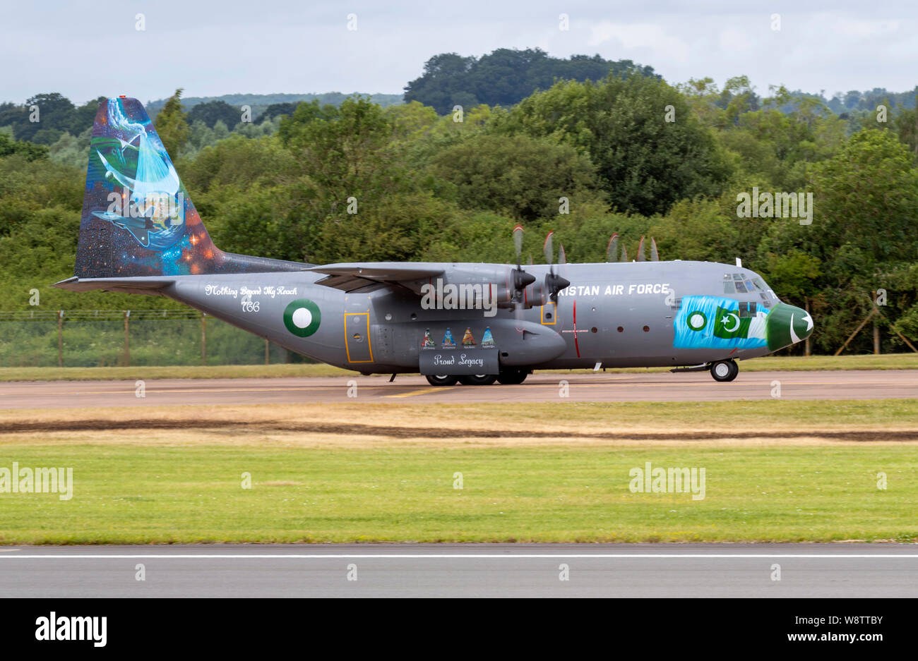 Il pakistan Hercules C-130 presso il Royal International Air Tattoo 2019 Foto Stock