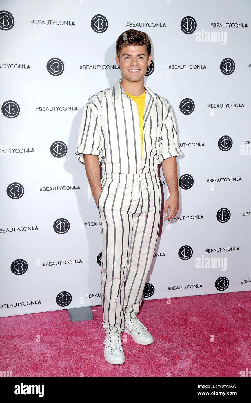 Los Angeles, CA. 10 Ago, 2019. Garrett Clayton di presenze per Beautycon Los Angeles 2019 - SAT, Los Angeles Convention Center di Los Angeles, CA 10 agosto 2019. Credito: Priscilla concedere/Everett raccolta/Alamy Live News Foto Stock
