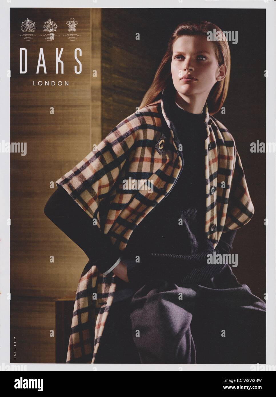 Poster pubblicitario Daks casa di moda su rivista cartacea da 2013 anni, pubblicità, pubblicità creativa Daks 2010s Foto Stock