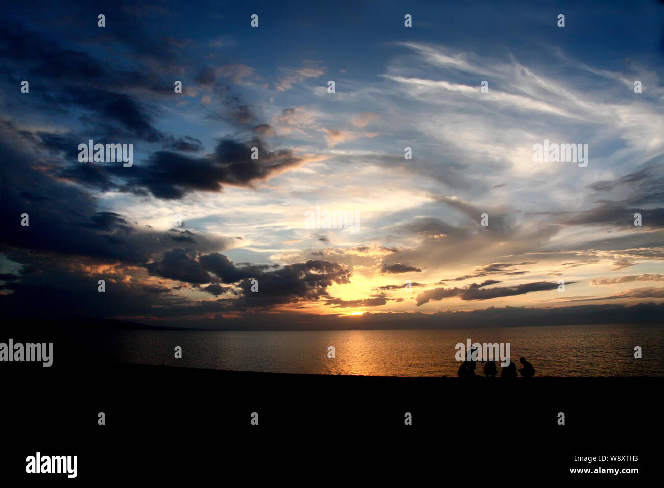 Tramonto sul mare paesaggio. Foto Stock