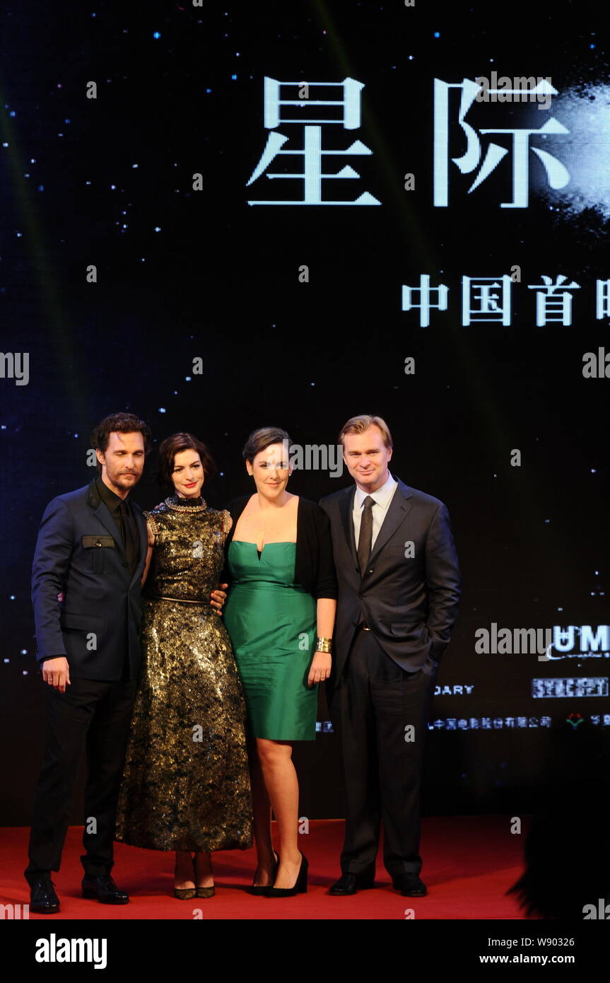 (Da sinistra) attore americano Matthew McConaughey, actrice americano Anne Hathaway, British film di produttori di Emma Thommas e British film del regista Christoph Foto Stock