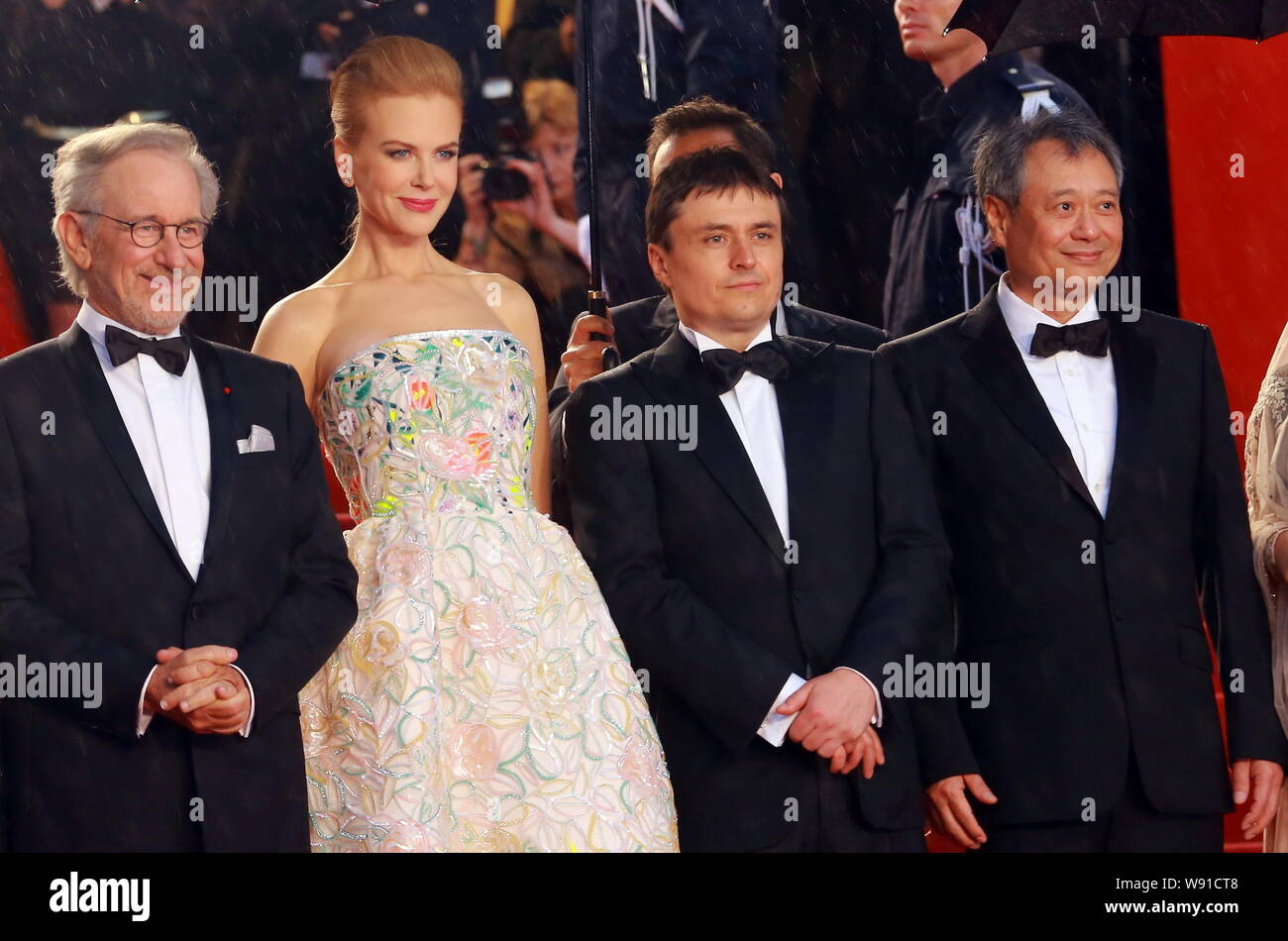 (Da sinistra) Noi regista Steven Spielberg, attrice australiana Nicole Kidman, direttore rumeno Cristian Mungiu e direttore Taiwanese Ang Lee del F Foto Stock