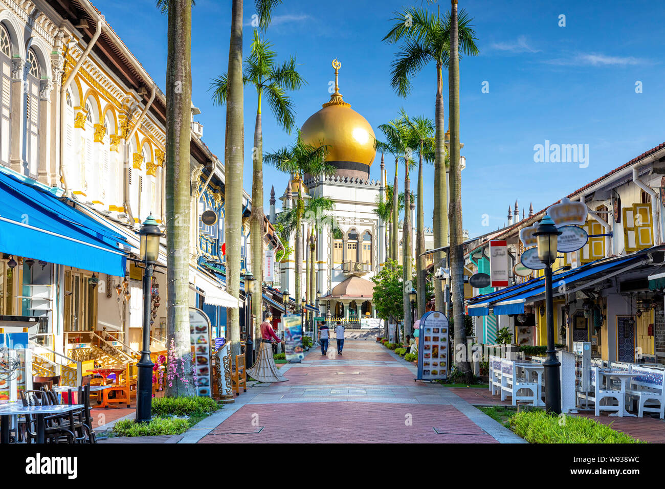 Street View di Singapore con Masjid Sultan Foto Stock