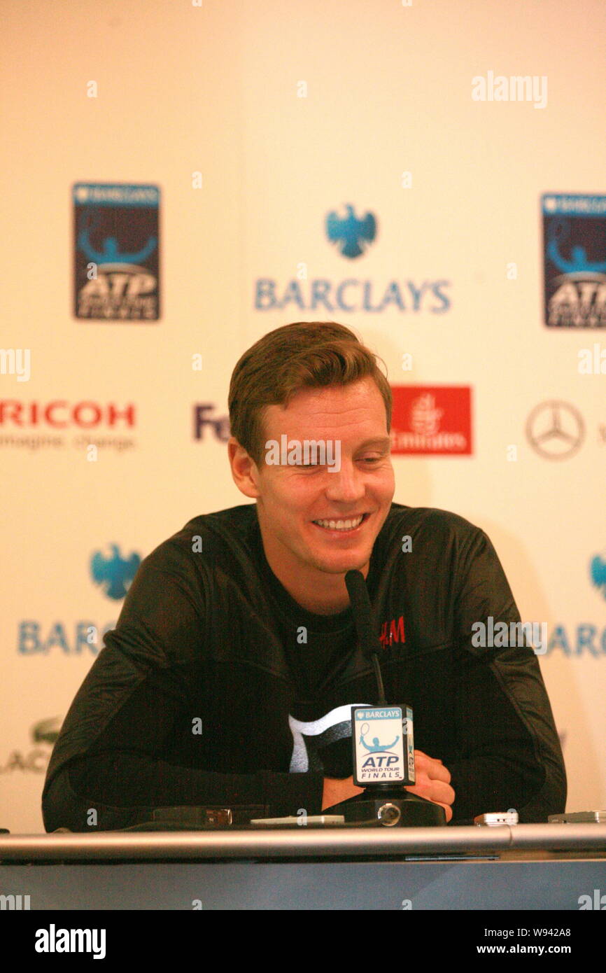 Ceca giocatore di tennis Tomas BERDYCH Sorrisi durante una conferenza stampa di ATP World Tour Finals di Londra, UK, 3 novembre 2013. Foto Stock