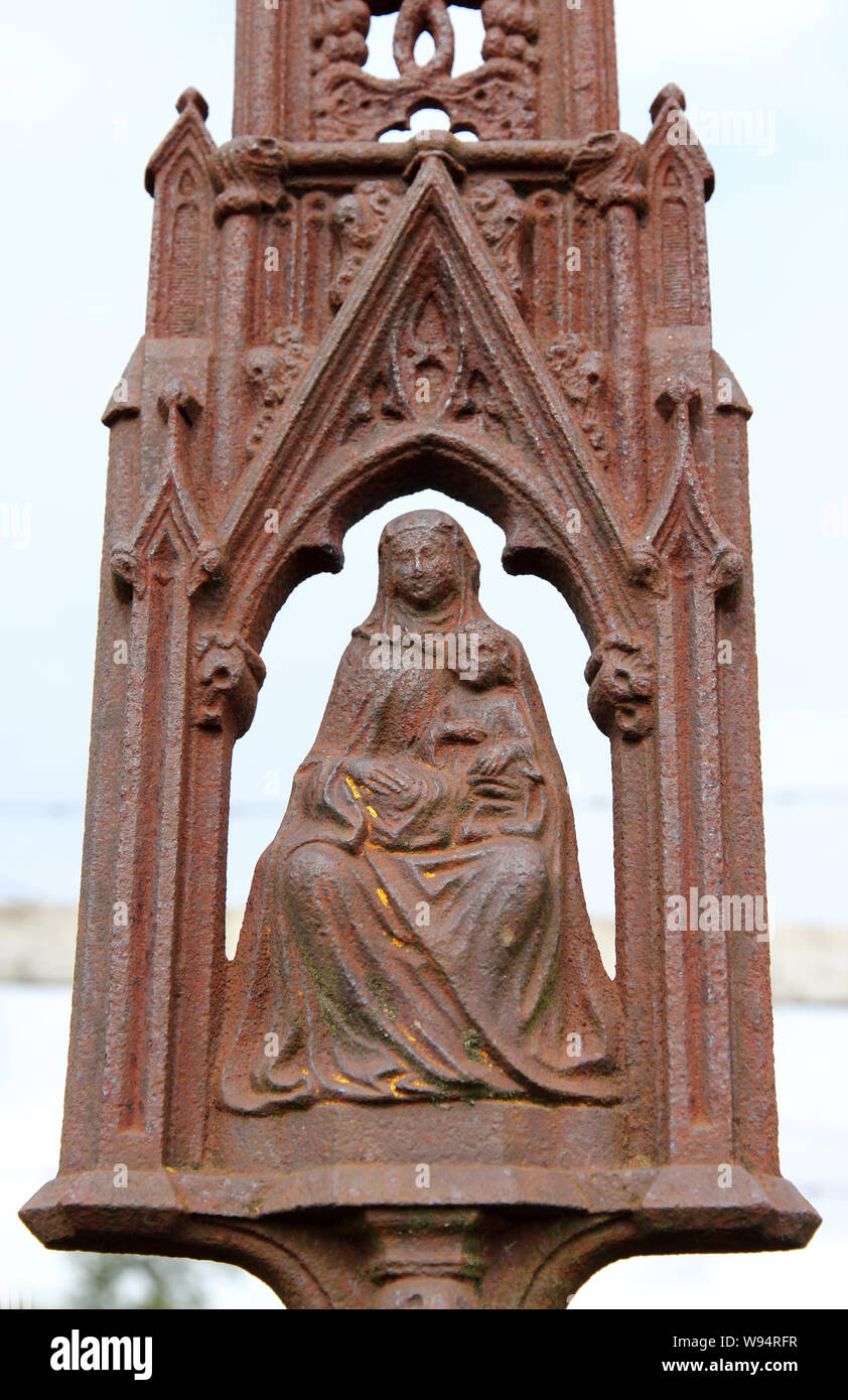 Croce stradale Vareilles Borgogna Francia Foto Stock