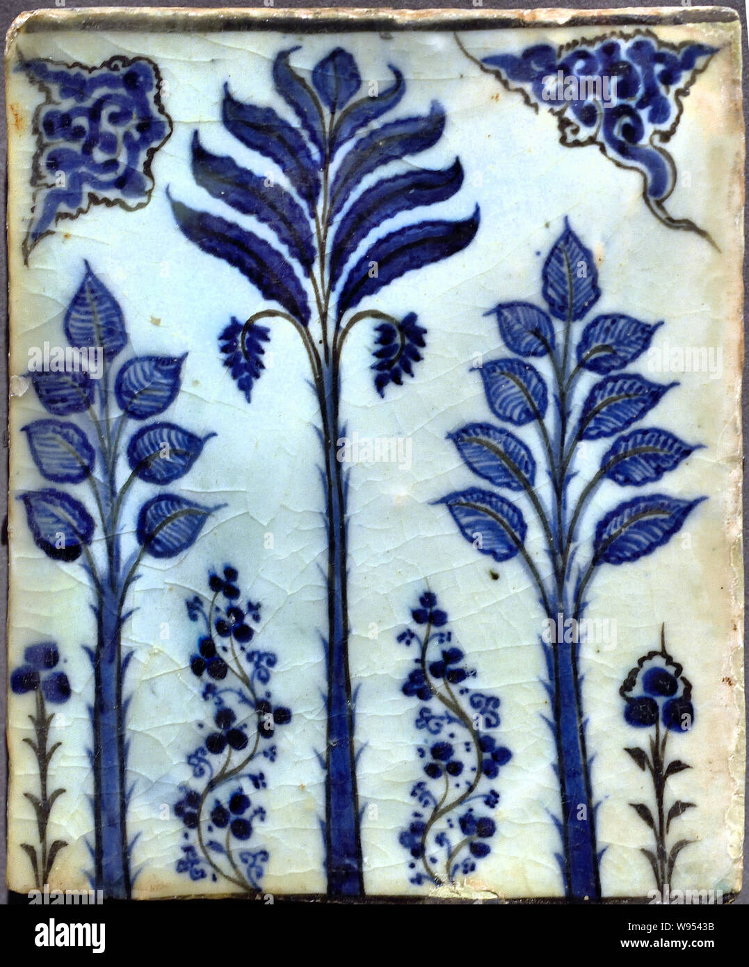 Piastrelle con il paesaggio di silice 1425-1450 ceramica dipinta sotto smalto !v secolo egiziano Egitto Foto Stock