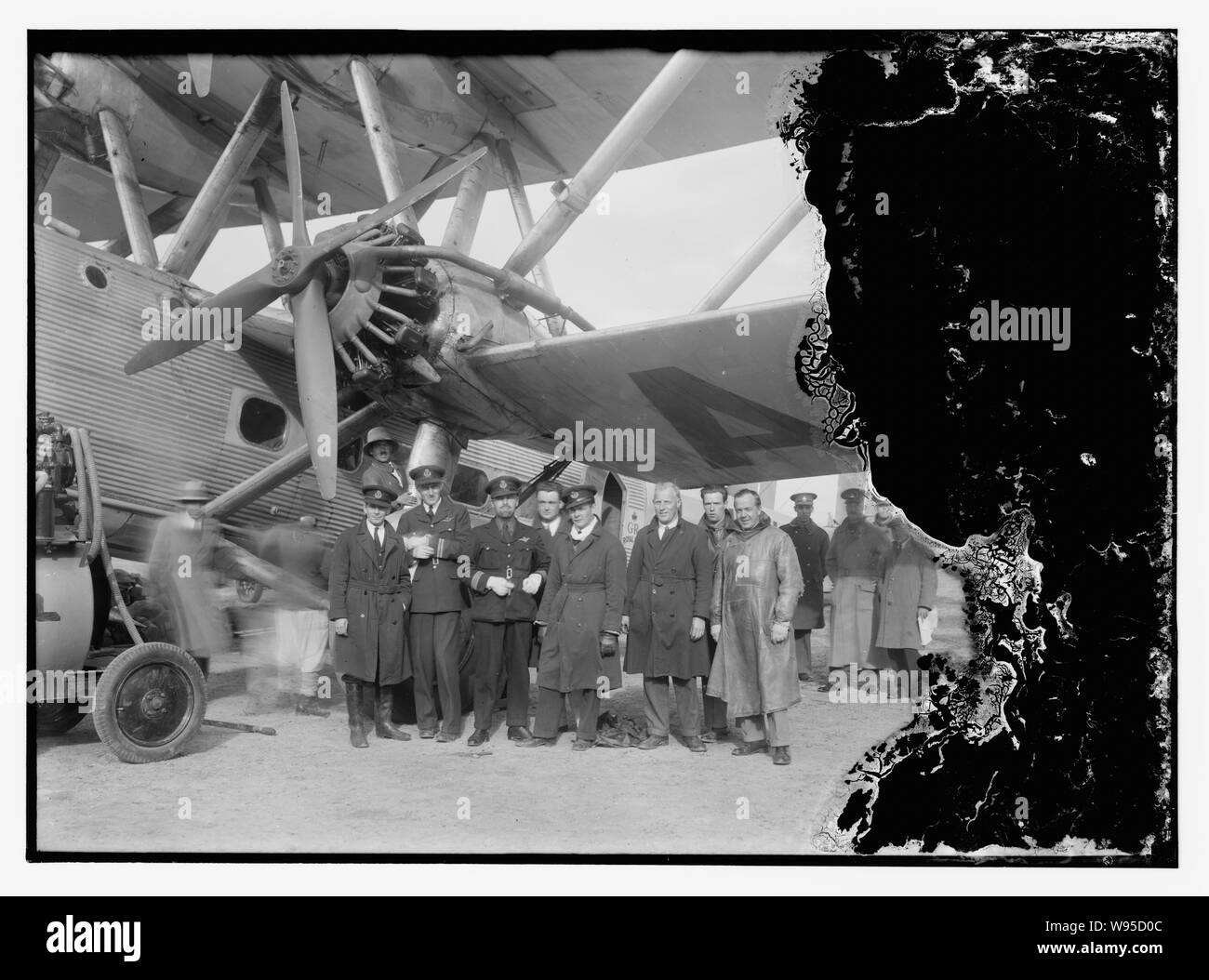 Aeromobili ecc della Imperial Airways Ltd, sul mare di Galilea e a Semakh. Aeromobile Annone i piloti. Ufficiali della Imperial Airways Ltd Semakh, Galilea Foto Stock