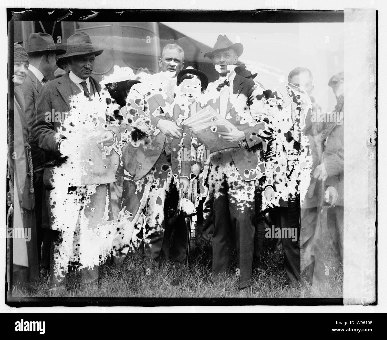 Alfred W. Lawson hunching da W. re il Washington rappresentanti, 9/19/19 Foto Stock