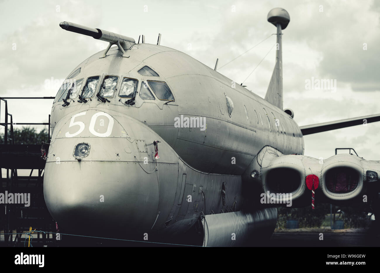 YORK, Regno Unito - 6° agosto 2019: la grande BAe Nimrod MR2 XV250 si siede sul display a Yorkshire Air Museum NEL REGNO UNITO Foto Stock