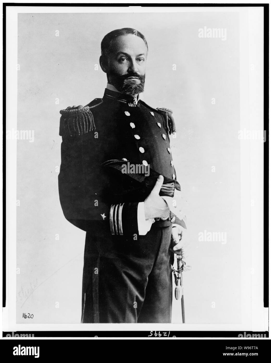 Ammiraglio americano a Londra conferisce con British naval capi / Foto di Central News Photo Service, N.Y. Foto Stock