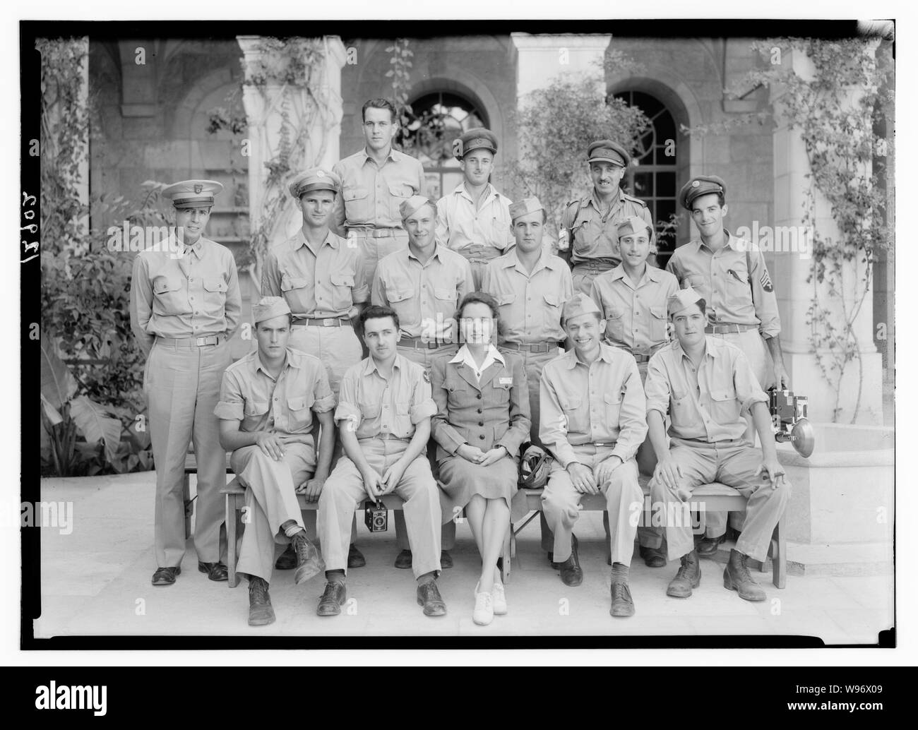 Soldato americano gruppo presso Y.M.C.A. bldg cioè, edificio, Ott. 1st, '43 Foto Stock