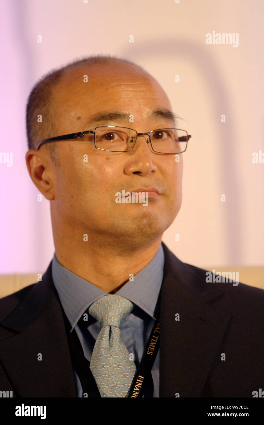 Chen Jiulin, ex Managing Director e CEO di China Aviation olio (Singapore) Corporation Ltd, assiste il Financial Times (FT) Chinese-Qingdao Int Foto Stock